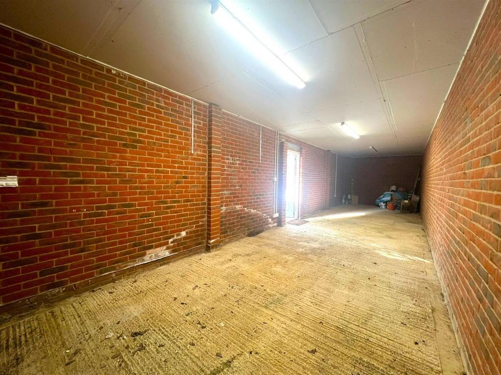 Double Garage