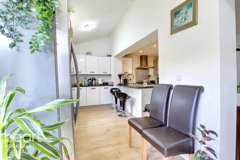 4 bedroom detached house for sale, Dexters Grove, Nottingham