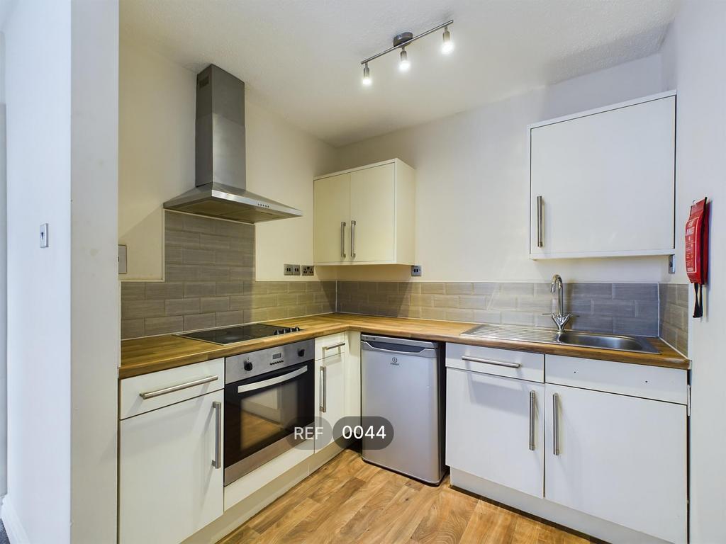 Kitchen & Lounge