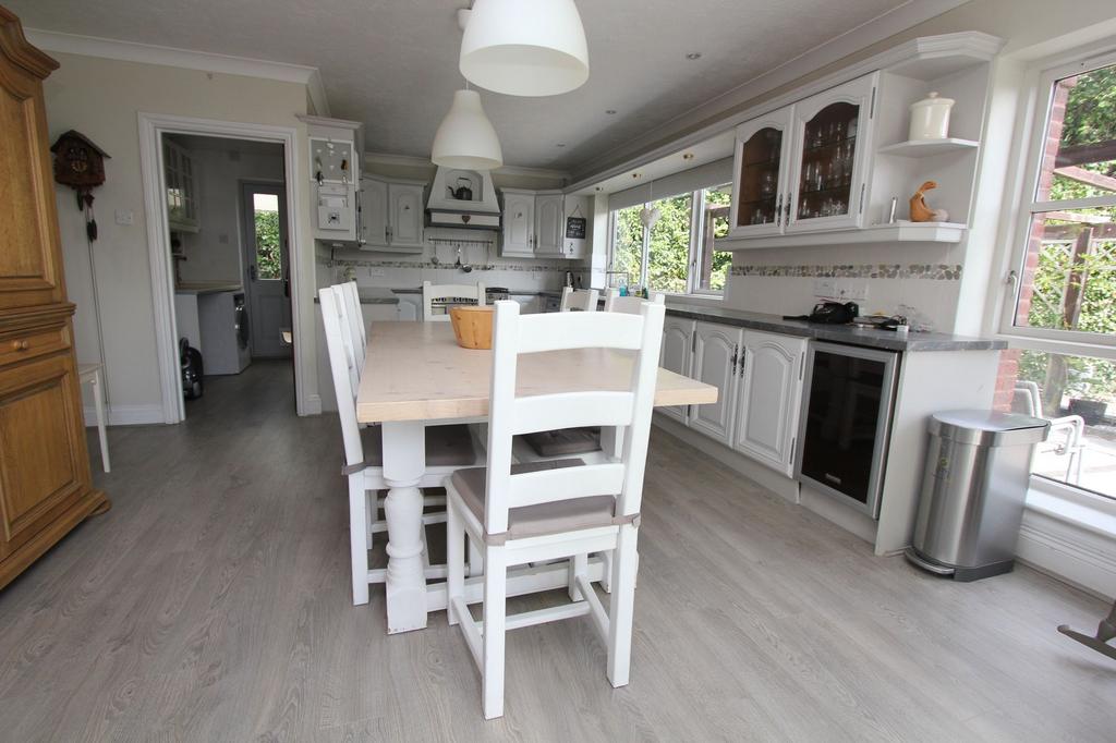 Family Kitchen