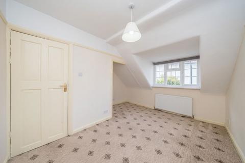 undefined, Worton Road, Isleworth TW7