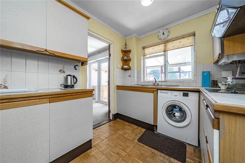 2 bedroom semi-detached house for sale, Chertsey Road, Twickenham
