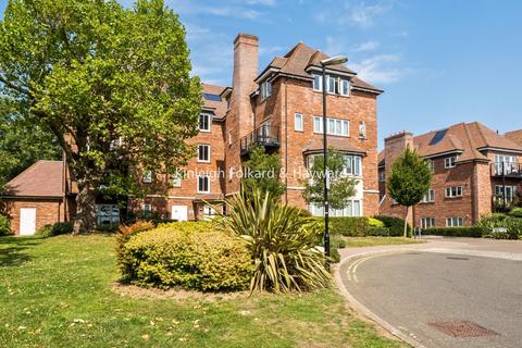 Guardhouse Way, Finchley, London, NW7