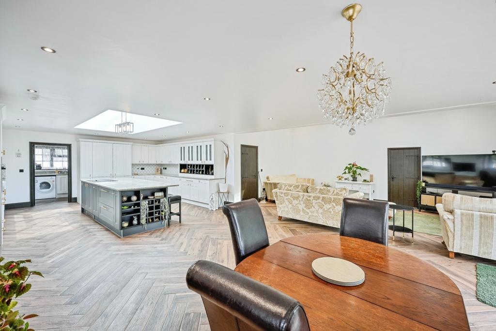 Kitchen /Family Room