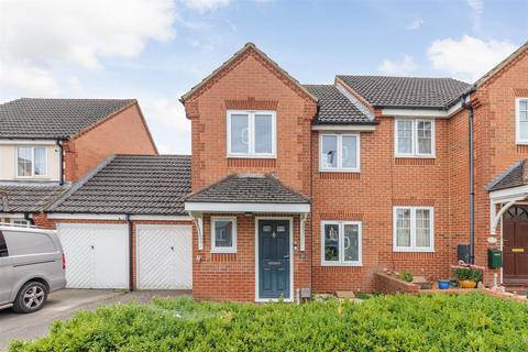 22 Evenlode Drive, Didcot, OX11 7XG