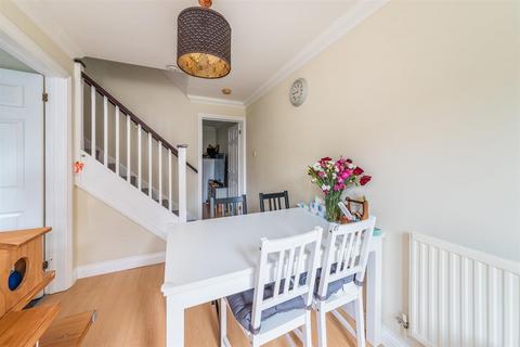 22 Evenlode Drive, Didcot, OX11 7XG