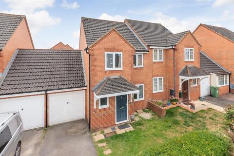 22 Evenlode Drive, Didcot, OX11 7XG
