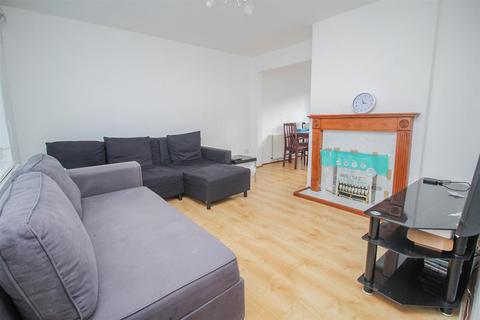 undefined, Lyne Way, Hemel Hempstead HP1