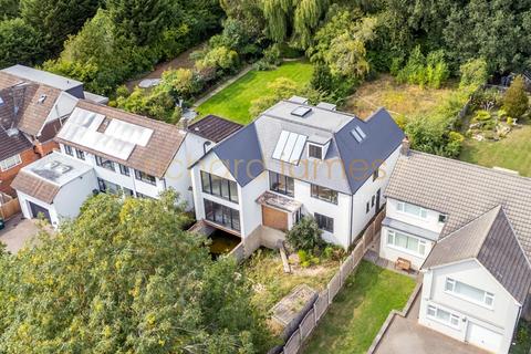 70 Wise Lane, London, NW7 2RG