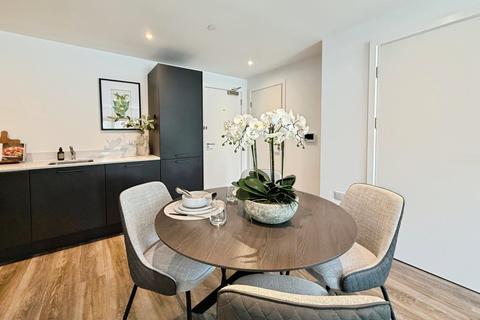 2 bedroom flat to rent, Vicarage Grove, Eccles, Manchester, Greater Manchester, M30