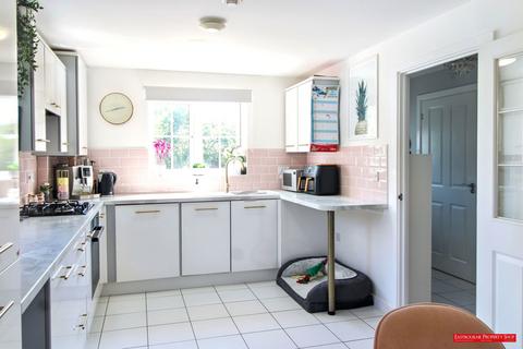 32 Carnforth Crescent, Eastbourne, BN23 8NJ