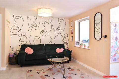 32 Carnforth Crescent, Eastbourne, BN23 8NJ