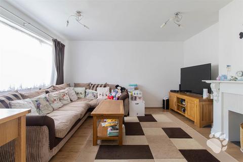 undefined, Paslowes, Basildon SS16