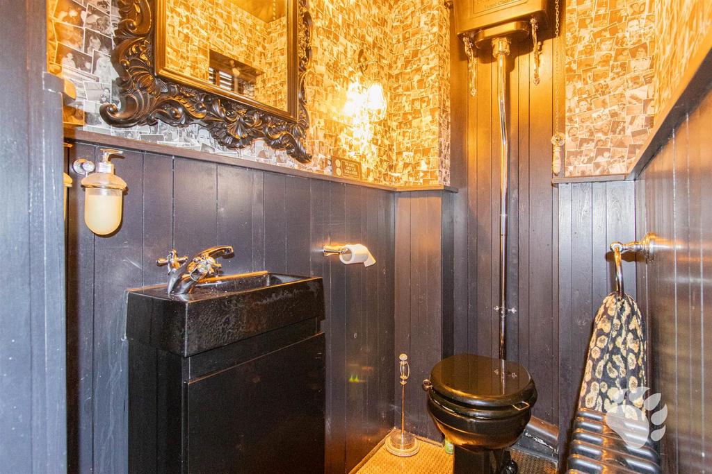 Ground Floor WC