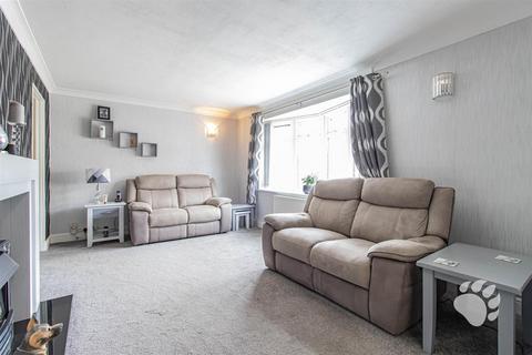 3 bedroom semi-detached house for sale, Beeleigh Cross, Fryerns SS14