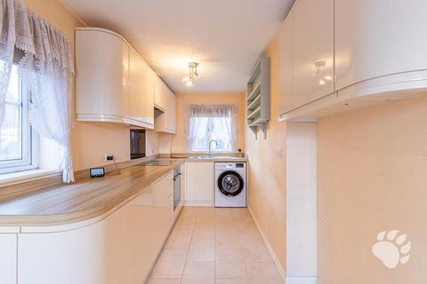 2 bedroom flat for sale, Czarina Rise, Basildon SS15