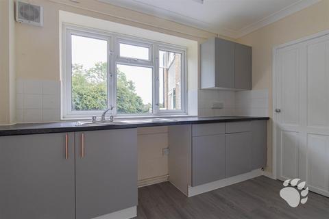 undefined, Danbury Down, Basildon SS14