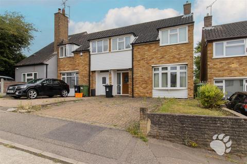 Salesbury Drive, Billericay CM11