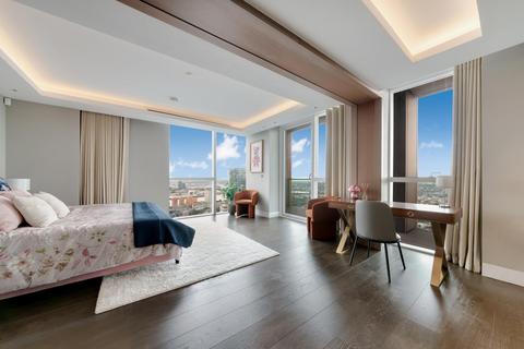 undefined, Maine Tower, Harbour Way, London, E14