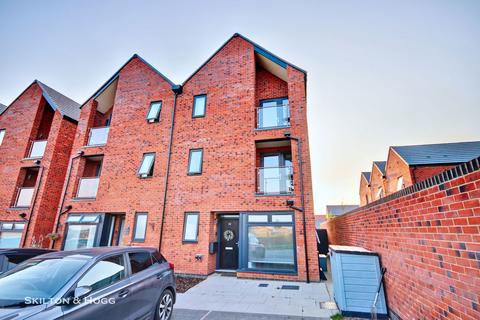 undefined, Wren Way, Daventry NN11