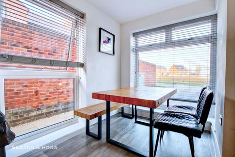undefined, Wren Way, Daventry NN11