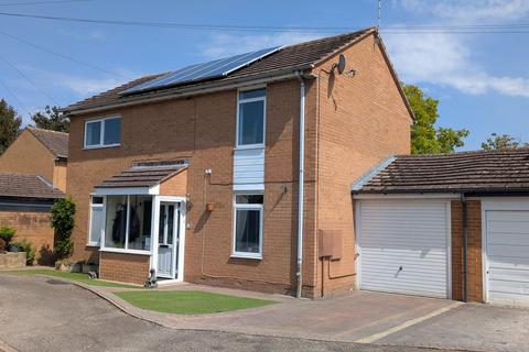 4 bedroom detached house for sale, Bricknell Avenue, Tewkesbury GL20