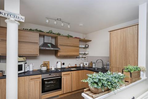 undefined, Stoney Lane, Huddersfield HD3