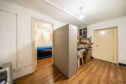 undefined, Gray's Inn Road, London WC1X