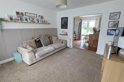 2 bedroom end of terrace house for sale, Claremount Road, Halifax HX3