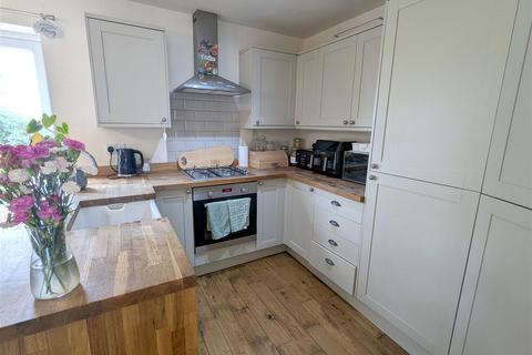 2 bedroom end of terrace house for sale, Claremount Road, Halifax HX3