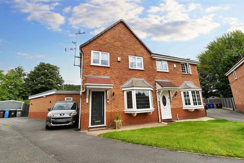 10 Isis Close, Salford, M7 3AQ