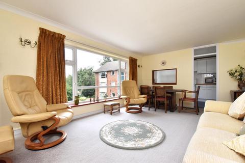 2 bedroom flat for sale, Hatton Court 35-49 Lubbock Road, Chislehurst