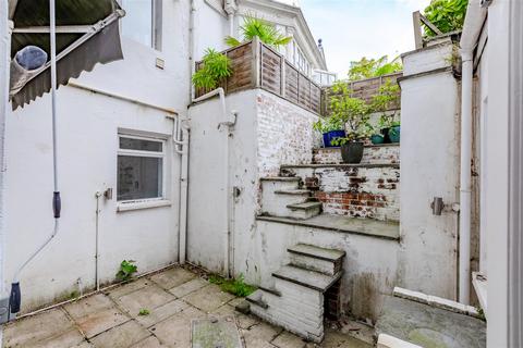 3 bedroom apartment for sale, Chichester Terrace, Brighton