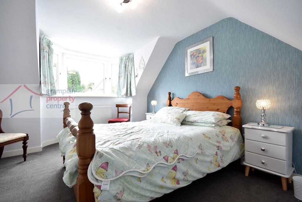 Bed 3 .JPG