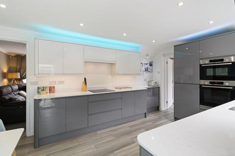 9 Amberley Close, Worcester, WR4 9XB