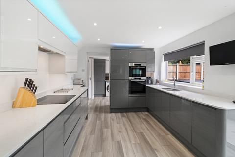 9 Amberley Close, Worcester, WR4 9XB