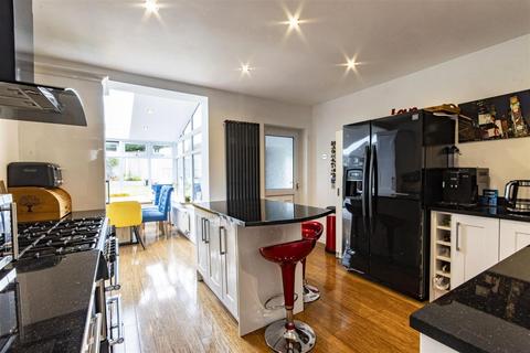 3 bedroom detached house for sale, Lansdowne Avenue, Newbold, Chesterfield