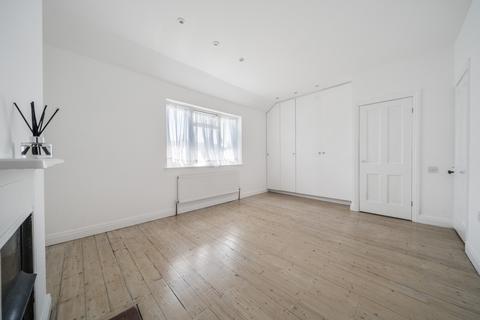 37 Pendragon Road, Bromley, BR1 5JZ