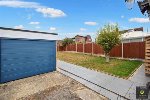 undefined, Laura Close, Longlevens