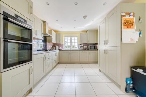 4 bedroom detached house for sale, Nightingale Avenue, Wymondham
