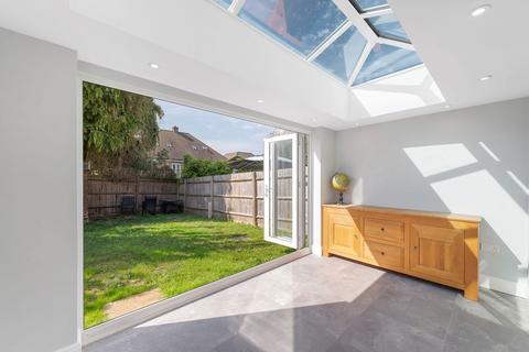 9 Elder Close, Epsom Downs, Epsom, KT17 3DD