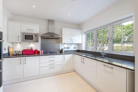 9 Elder Close, Epsom Downs, Epsom, KT17 3DD
