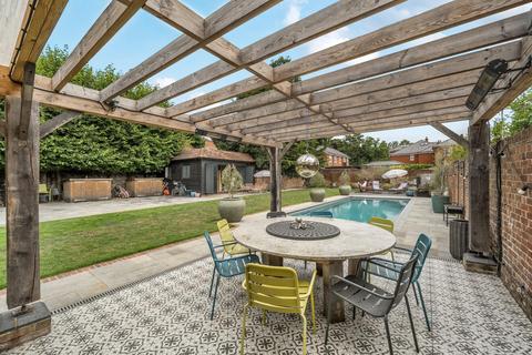 5 bedroom semi-detached house for sale, Swan Street, West Malling ME19
