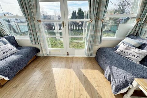 undefined, Humberston Fitties, Humberston, Grimsby, N.E. Lincs, DN36 4EZ