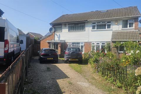 undefined, Wanderers Crescent, Cardiff