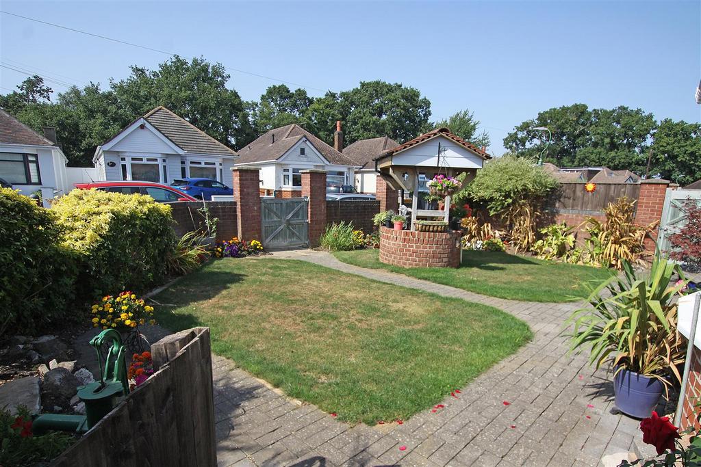 Front garden.jpg