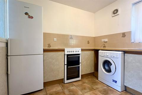 2 bedroom flat for sale, Chevin Court New Zealand Lane, Belper DE56