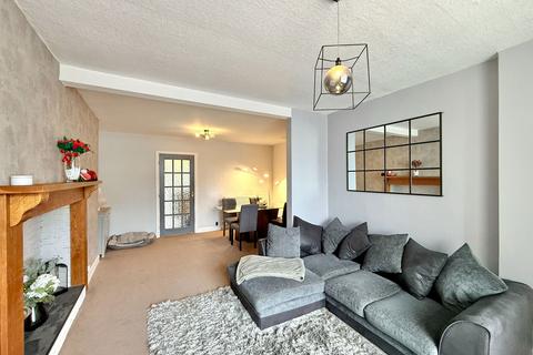 3 bedroom terraced house for sale, Shalford Road, Solihull