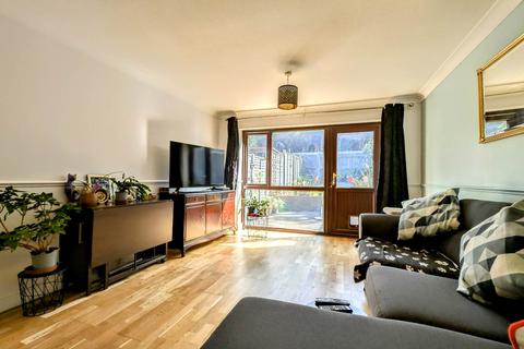 29 Sutherland Close, Whitehill, Bordon, GU35 9RE