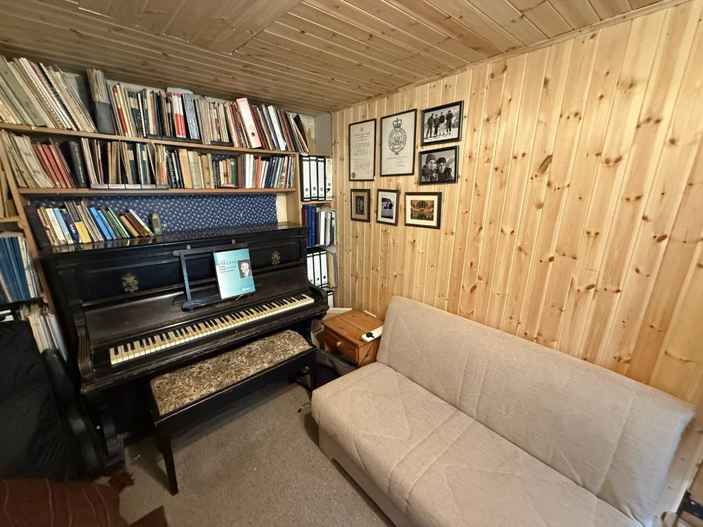 Music Room/Downstairs Bedroom 3